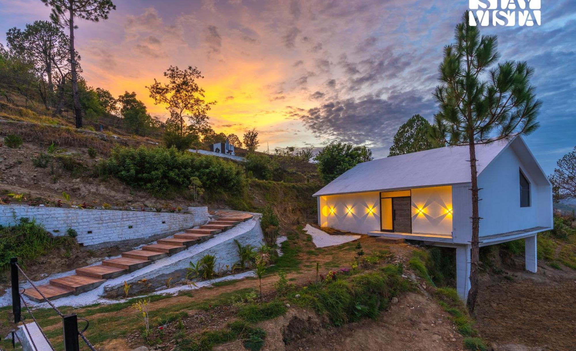Stayvista At Luna Nova With Outdoor Pool - Ranikhet Exterior foto